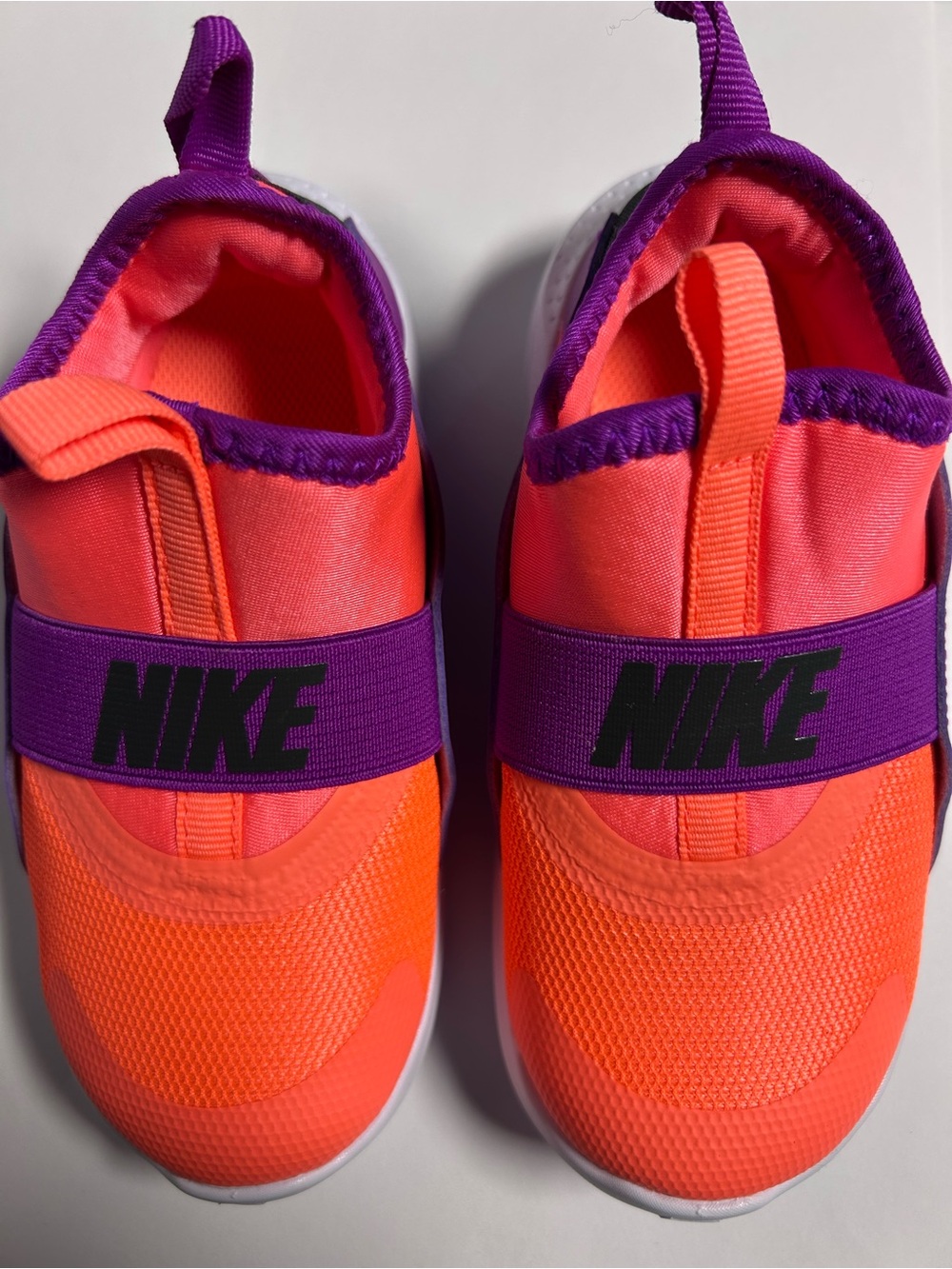 NWOB Nike Flex Runner 4 TD Toddler Size 9.5C Bright Mango Vivid Purple Slip On